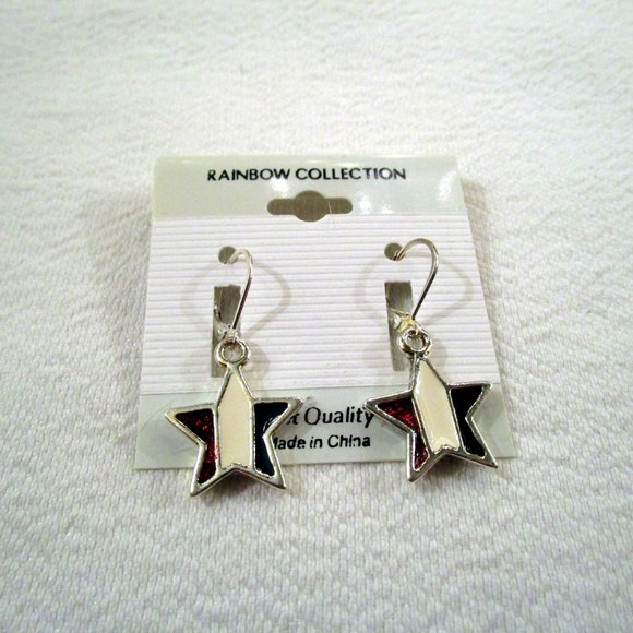 Star Pierced Earrings - Picture 2 of 4